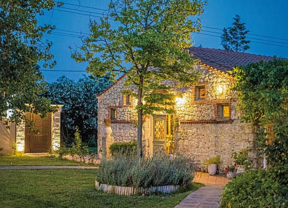 Petrino Eco Village