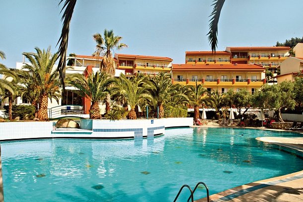 Lagomandra Hotel & Spa