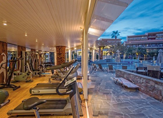 Lagomandra Hotel & Spa