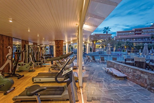 Lagomandra Hotel & Spa