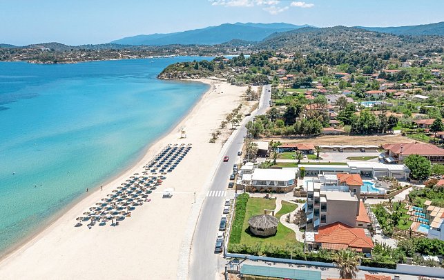 Antigoni Seaside Resort