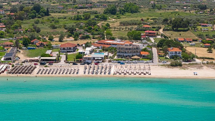 Antigoni Seaside Resort