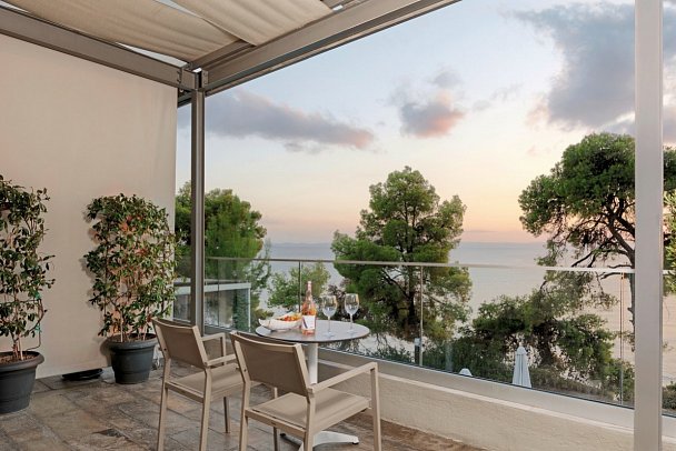 Casa Bloo - Wohnbeispiel Juniorsuite Meerblick (Zimmercodierung JBM)