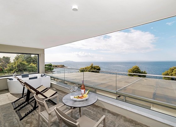 Casa Bloo - Wohnbeispiel Suite Deluxe Meerblick (Zimmercodierung WDM)