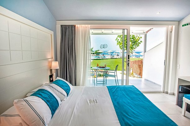 Acrotel Lily Ann Boutique