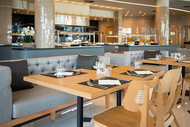 Portes Lithos Luxury Resort