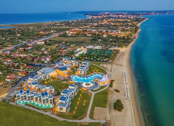 Portes Lithos Luxury Resort