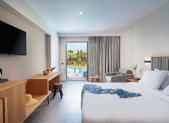 Portes Lithos Luxury Resort - Wohnbeispiel Doppelzimmer Superior Swim-Up (Zimmercodierung DSQ)