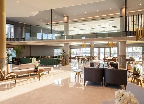 Portes Lithos Luxury Resort