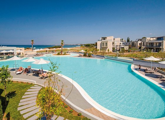Portes Lithos Luxury Resort