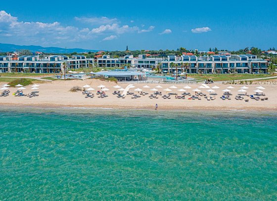 Portes Lithos Luxury Resort