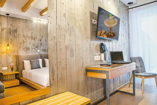 Royal Hotel and Suites - Wohnbeispiel Juniorsuite Privatpool (Zimmercodierung J1R)