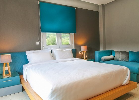 Royal Hotel and Suites - Wohnbeispiel Studio Deluxe Poolblick (Zimmercodierung SDP)