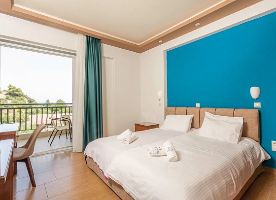 Royal Hotel and Suites - Wohnbeispiel Familienzimmer (Zimmercodierung FB1)