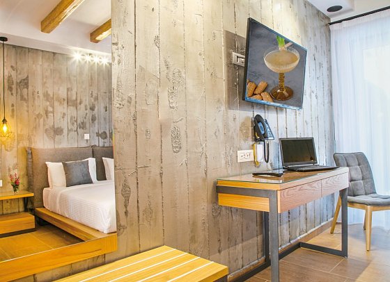 Royal Hotel and Suites - Wohnbeispiel Juniorsuite Privatpool (Zimmercodierung J1R)