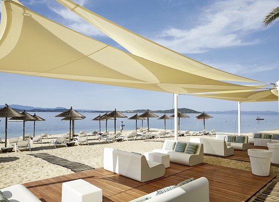 Eagles Palace - Ammos Beach Bar