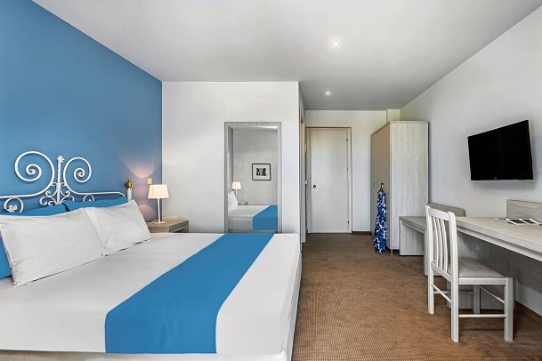 Hotel Kriopigi - Wohnbeispiel Doppelzimmer Premium Seaview (Zimmercodierung DMM)