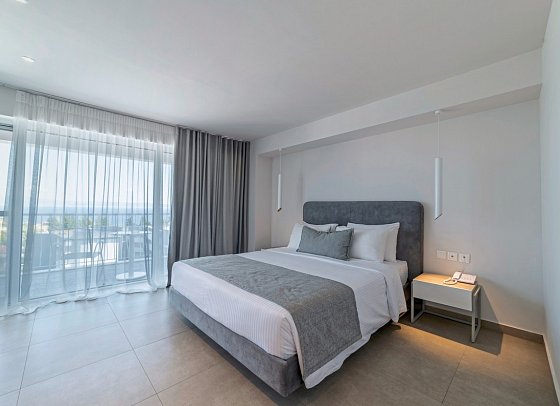 Hotel Kriopigi - Wohnbeispiel Doppelzi. Superior Meerblick (Zimmercodierung DSM)
