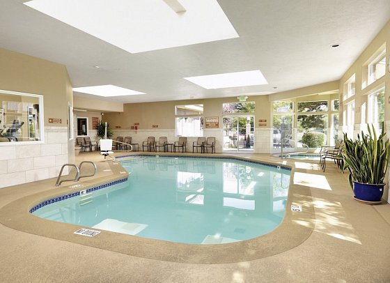 Crystal Inn Hotel & Suites Salt Lake City - Pool