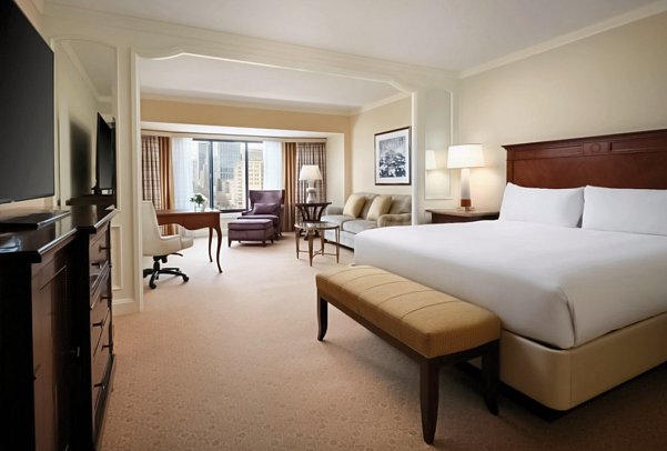 Little America - Wohnbeispiel Tower Room 1 King (Zimmercodierung UG1)