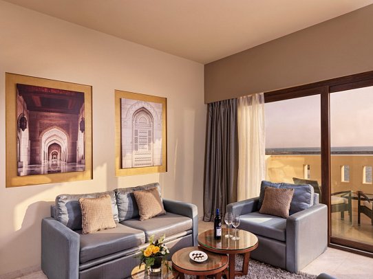 Fanar Hotel & Residences - Wohnbeispiel Deluxe Suite (Zimmercodierung WB1)