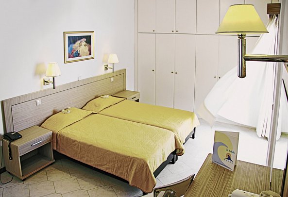 Saint Nicholas - Wohnbeispiel Economy-Zimmer (Zimmercodierung DE1)