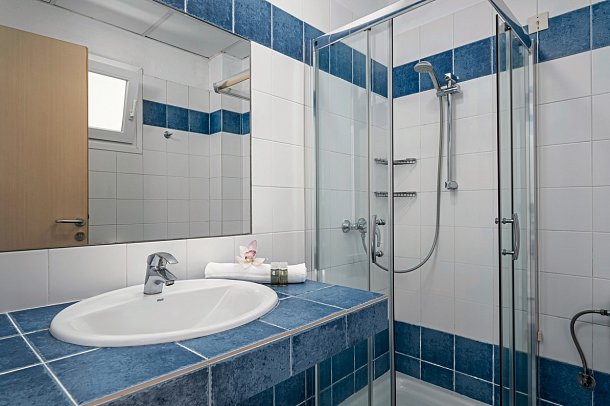 Naftilos Boutique Hotel - Beispiel Bad (Zimmercodierung D1M)