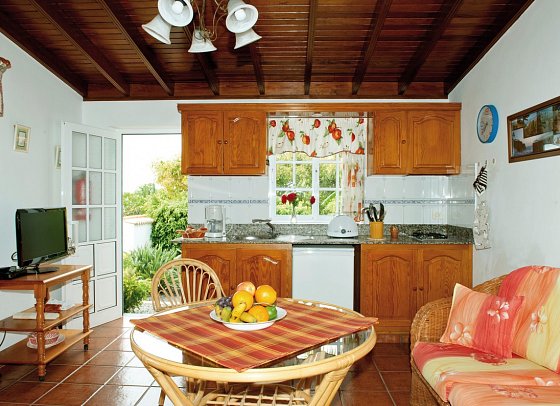 Villa & Casitas Caldera