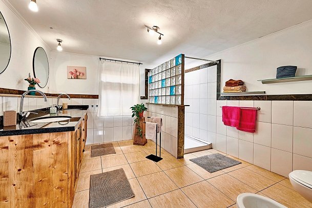 Finca Hermosilla - Wohnbeispiel Bungalow 2 Schlafzimmer Privatpool (Zimmercodierung BX6)