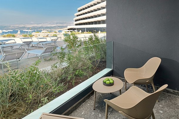 Grand Hotel View - Beispiel Balkon Familienzimmer Meerblick (Zimmercodierung F1M)