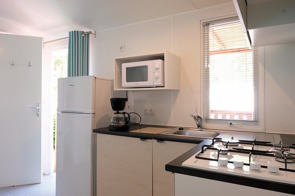 Amadria Park Camping Trogir (by Happy Camp) - Wohnbeispiel Mobilheim Happy Premium (Zimmercodierung CM1)