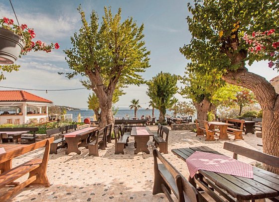 Amadria Park Camping Trogir (by Happy Camp)