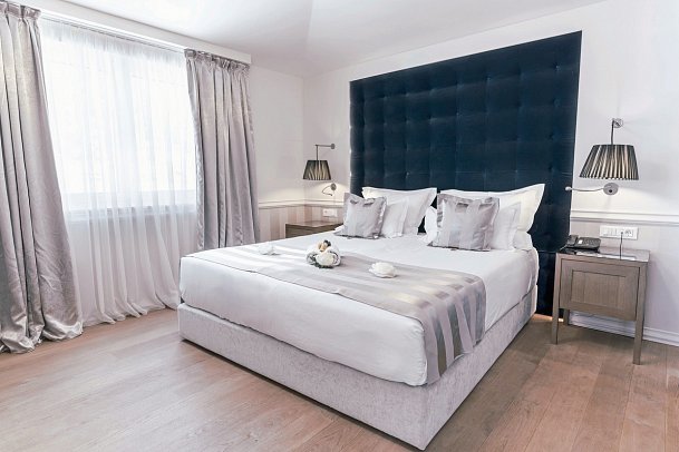 Grand Hotel Slavia - Wohnbeispiel Doppelzimmer (Zimmercodierungen DB1 & DC2)