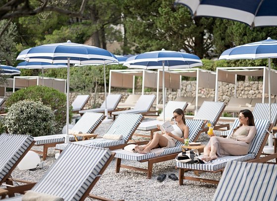 Bluesun Hotel Marina - Maestral Beach Club Brela