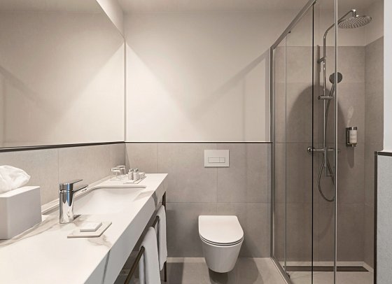 Bluesun Hotel Marina - Beispiel Bad (Zimmercodierungen DB1, DC2, EG1 & DS1)