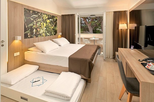 Medora Auri Family Beach Resort - Wohnbeispiel Doppelzimmer Komfort Nebengebäude (Zimmercodierungen DFV & DCV)