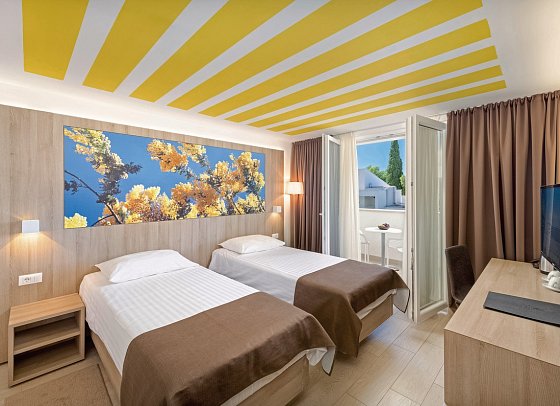 Medora Auri Family Beach Resort - Wohnbeispiel Familienzimmer Superior Gartenblick (Zimmercodierung FSG)