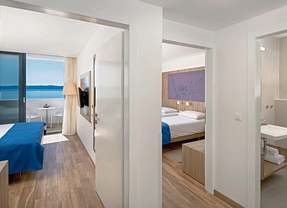Medora Auri Family Beach Resort - Wohnbeispiel Familienzimmer Meerblick (Zimmercodierung F1M)