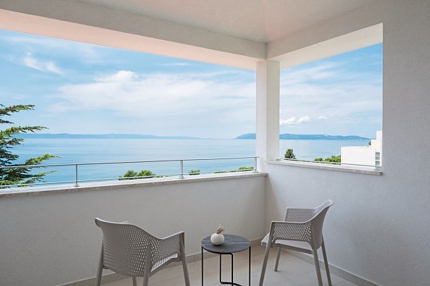 Bluesun Holiday Village Afrodita - Beispiel Balkon Juniorsuite (Zimmercodierung JBC)