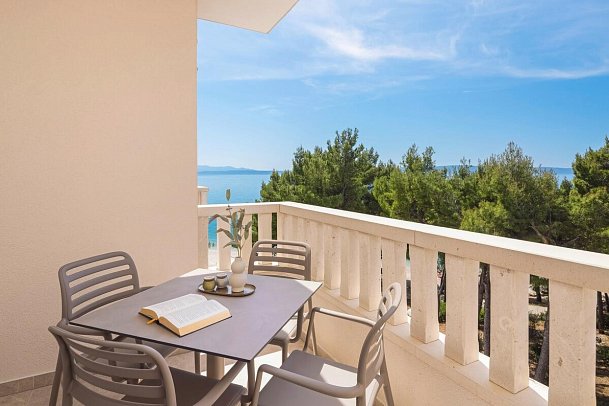 Tamaris Aparthotel - Beispiel Balkon Appartement Premium 1 Schlafzimmer (Zimmercodierung ABM)