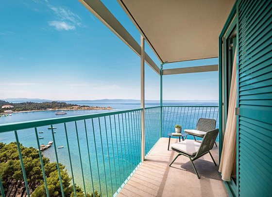 [PLACES] Dalmacija by Valamar - Beispiel Balkon PLACESSUITE 2 plus 1 Meerblick (Zimmercodierung W1M)