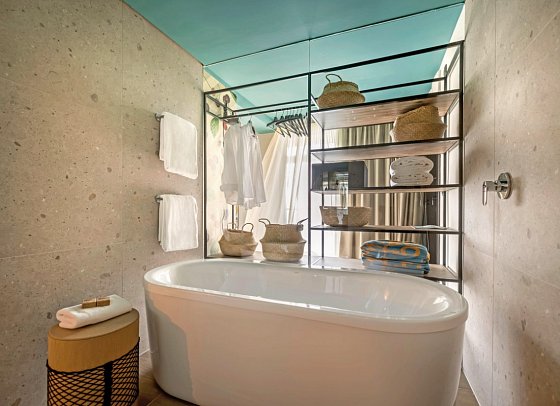 [PLACES] Dalmacija by Valamar - Beispiel Bad PLACESSUITE 2 plus 1 Meerblick (Zimmercodierung W1M)