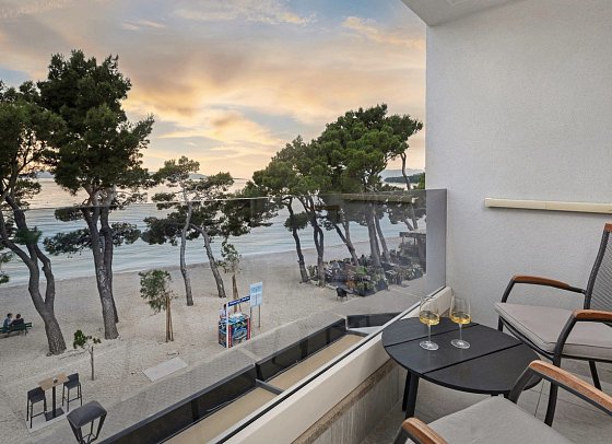 Central Beach 9 - Beispiel Balkon Doppelzimmer Meerseite (Zimmercodierung DBC)