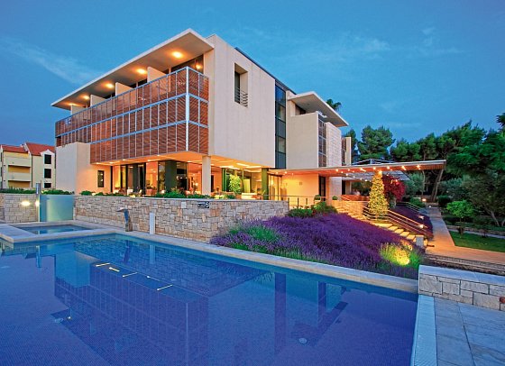 Aminess Vival Casa Velaris