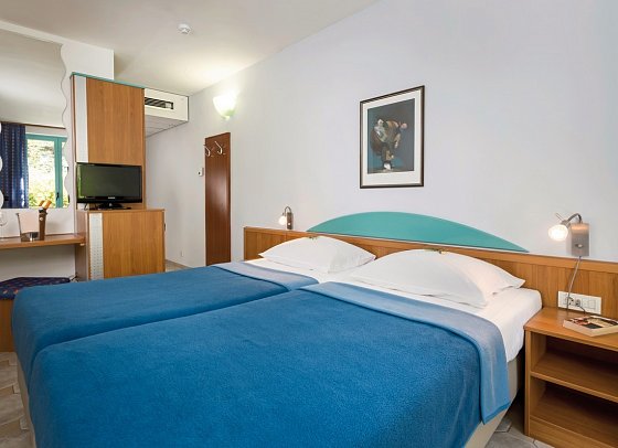 Bretanide Sport & Wellness Resort - Wohnbeispiel Doppelzimmer (Zimmercodierungen DB1, DC1, DE1, DB2, DE2, EB1, DBM, E1M, FE1 & FE2)
