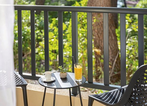Holiday Resort Alemaris - Beispiel Balkon Doppelzimmer Nebengebäude (Zimmercodierungen D1V & D2V)