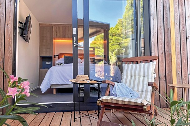 Waterman Beach Village Camp & Glamping - Wohnbeispiel Tiny House (Zimmercodierung BB2)