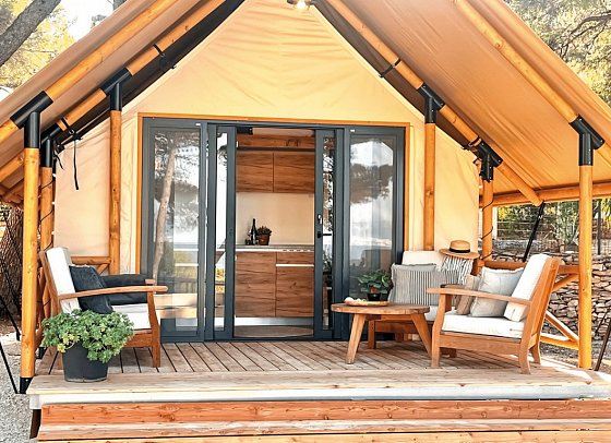 Waterman Beach Village Camp & Glamping - Wohnbeispiel Glamping-Zelt (Zimmercodierung CB1)
