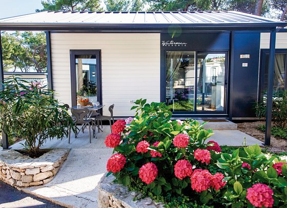 Waterman Beach Village Camp & Glamping - Wohnbeispiel Bungalow (Zimmercodierung BB1)