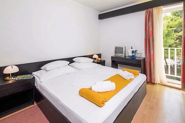 Hotel Hvar - Wohnbeispiel Doppelzimmer Economy (Zimmercodierung DE1)